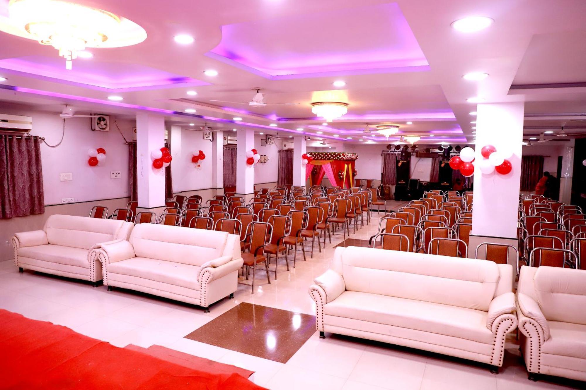 Hotel River View Khagaria ภายนอก รูปภาพ