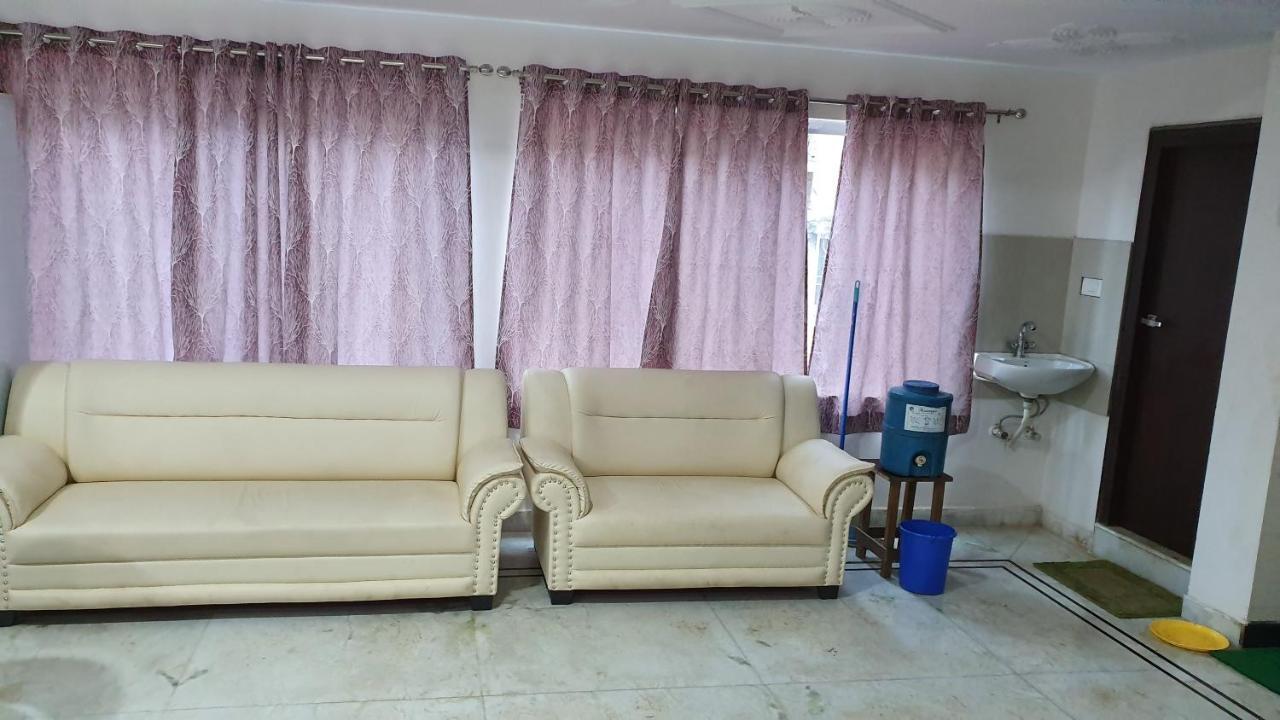 Hotel River View Khagaria ภายนอก รูปภาพ
