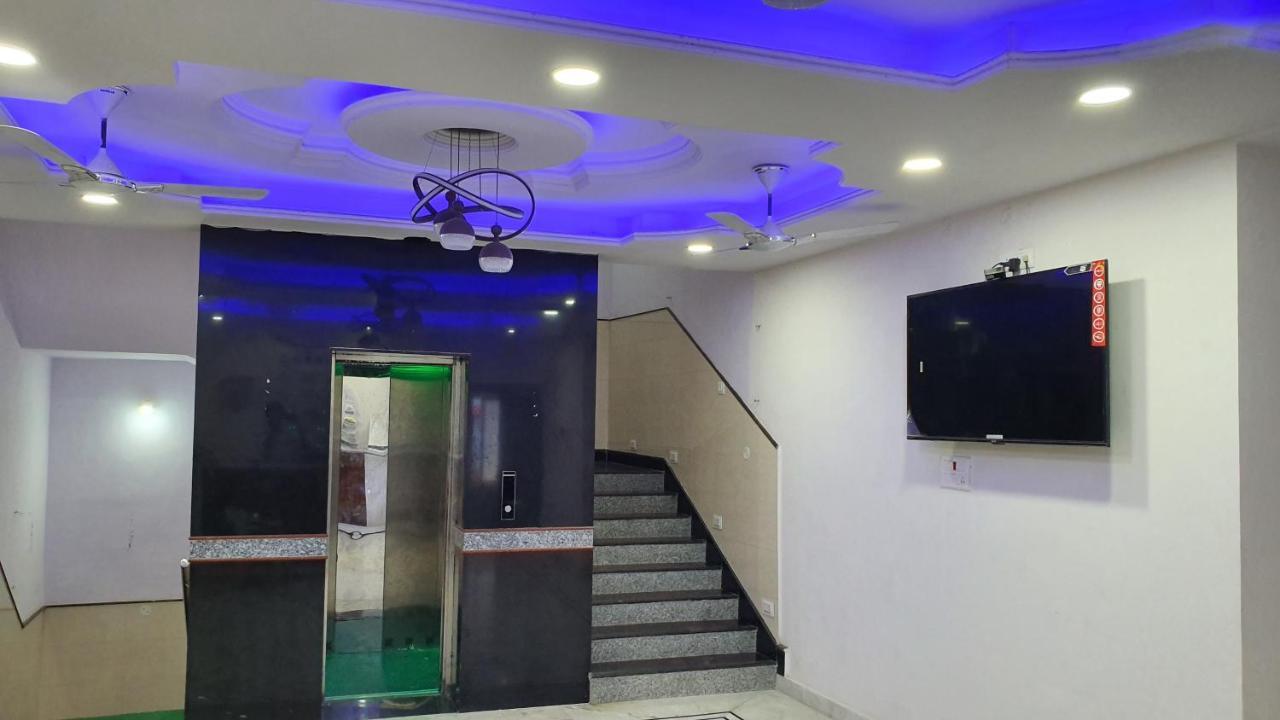 Hotel River View Khagaria ภายนอก รูปภาพ